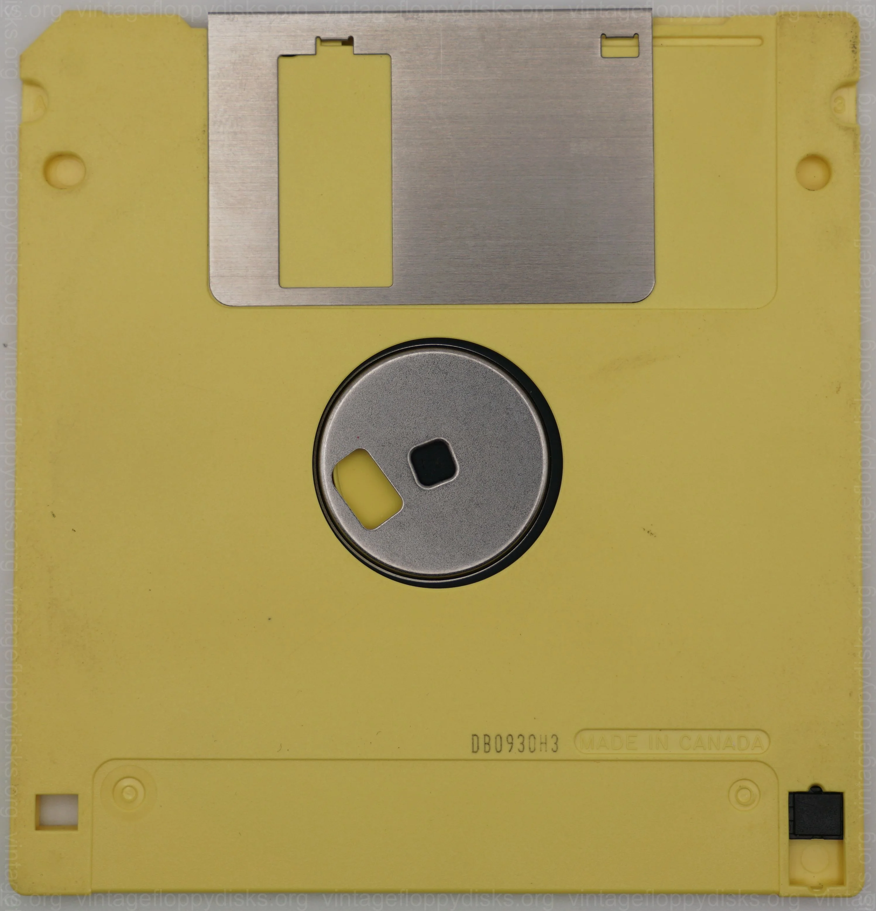 a vintage floppy disk from KAO. Cat. no.: K1-35-0004-001 - Back