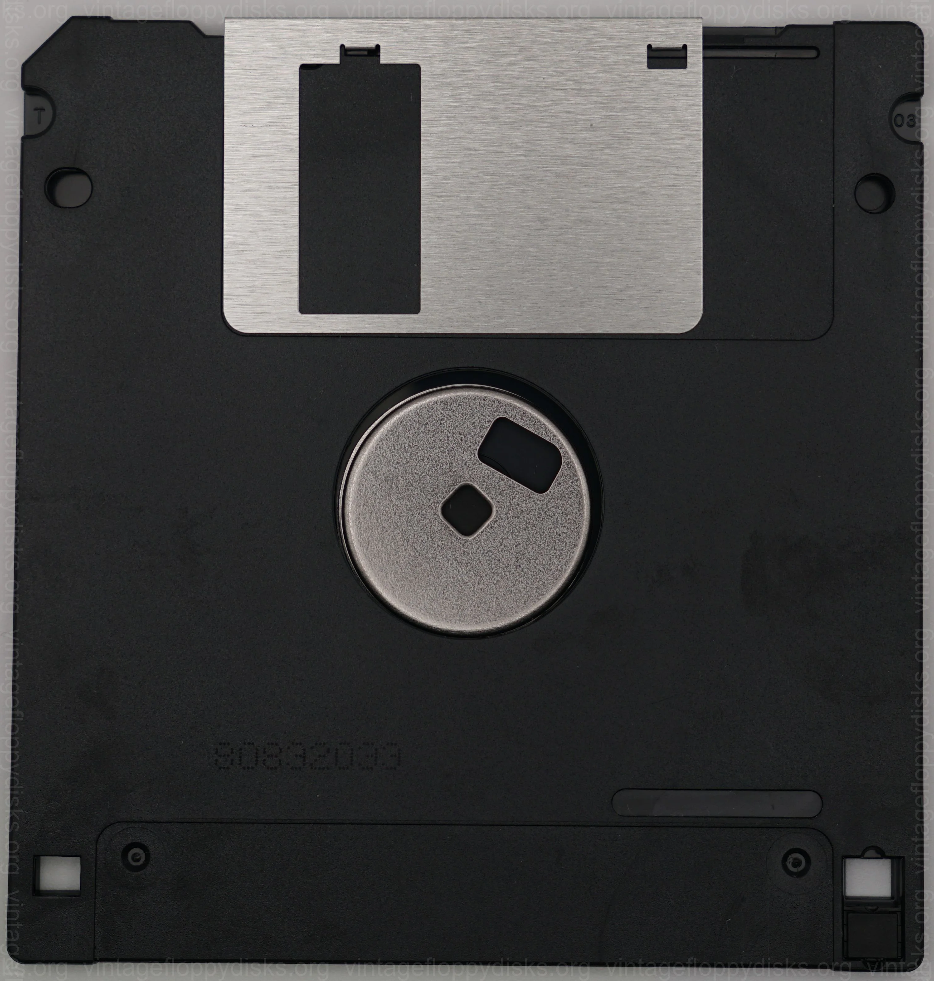 a vintage floppy disk from Generic. Cat. no.: XX-35-0012-008 - Back