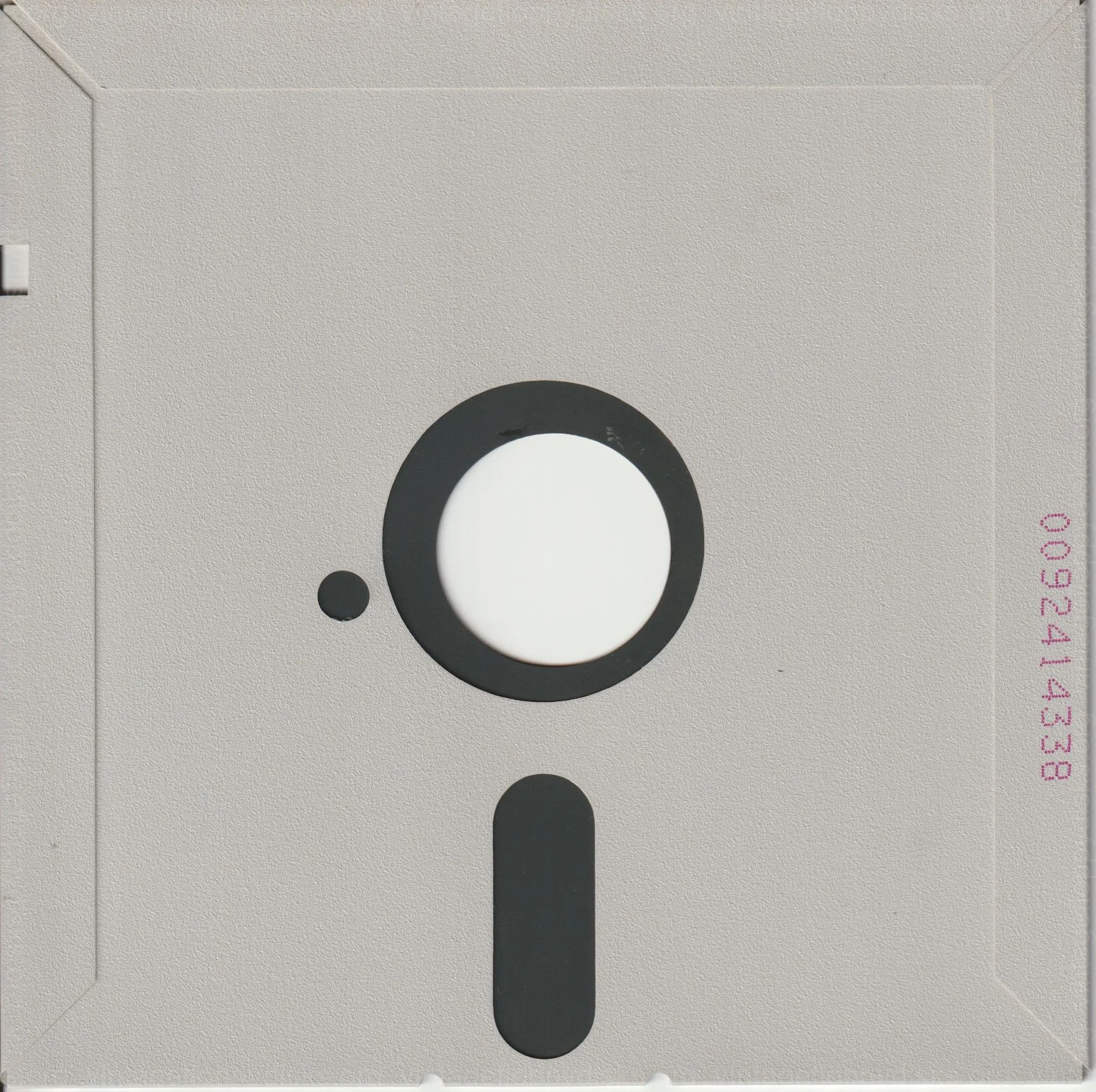 a vintage floppy disk from Generic. Cat. no.: XX-525-0006-001 - Back