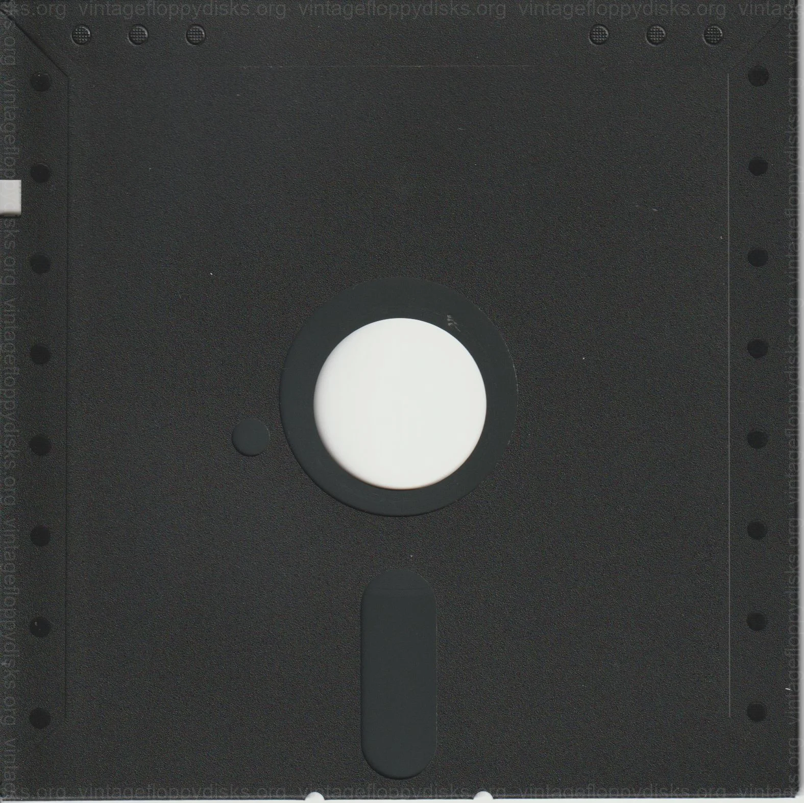 a vintage floppy disk from 3M. Cat. no.: 3M-525-0010-002 - Back