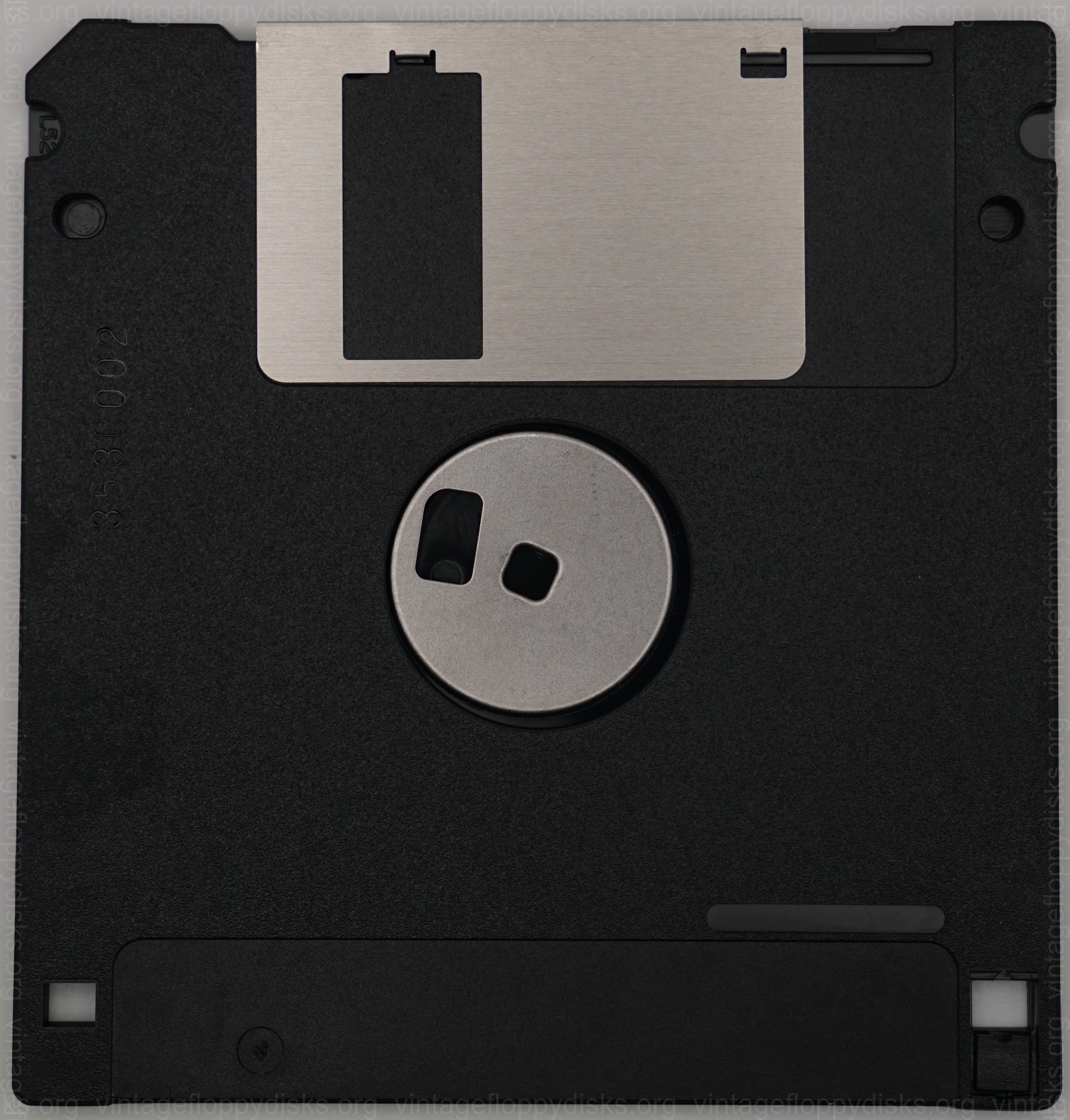 a vintage floppy disk from Generic. Cat. no.: XX-35-0012-007 - Back