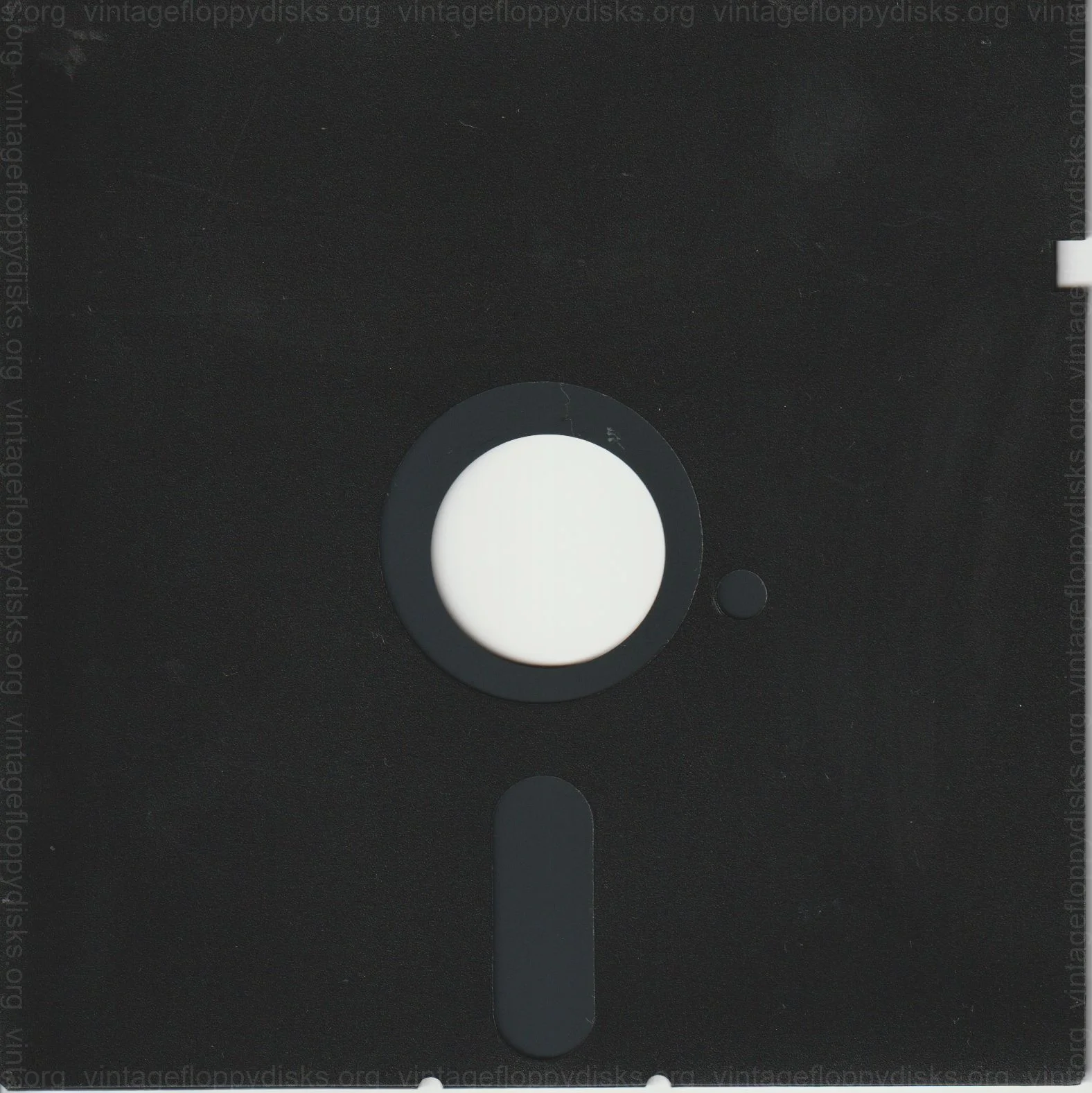 a vintage floppy disk from Generic. Cat. no.: XX-525-0007-001
